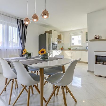 Apartments Lapis プレマントゥーラ エクステリア 写真