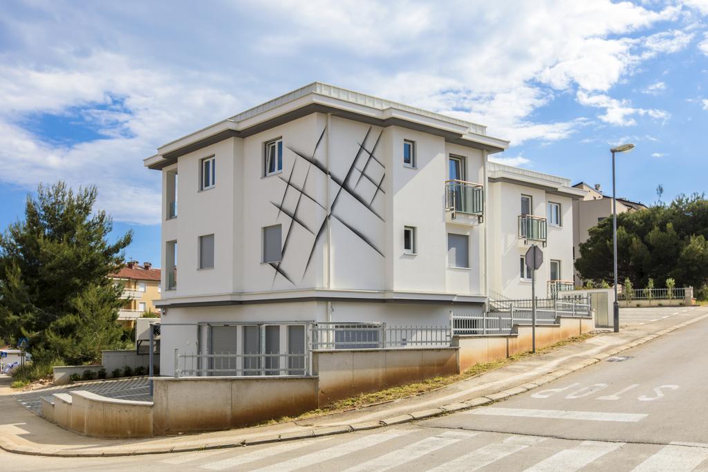 Apartments Lapis プレマントゥーラ エクステリア 写真